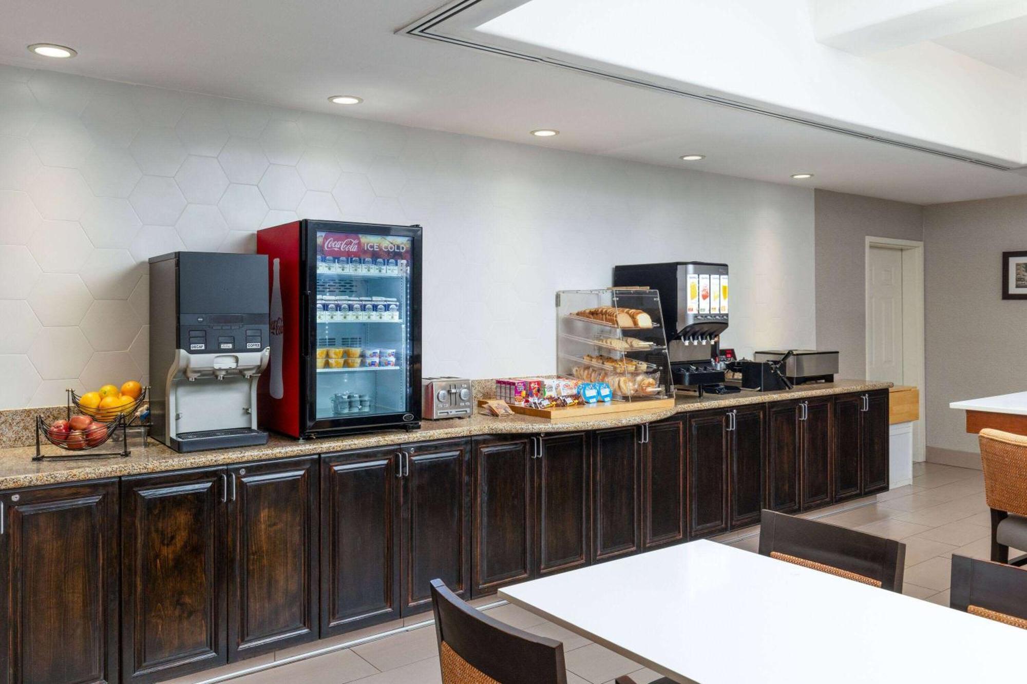 La Quinta By Wyndham Bakersfield North Hotel Ngoại thất bức ảnh