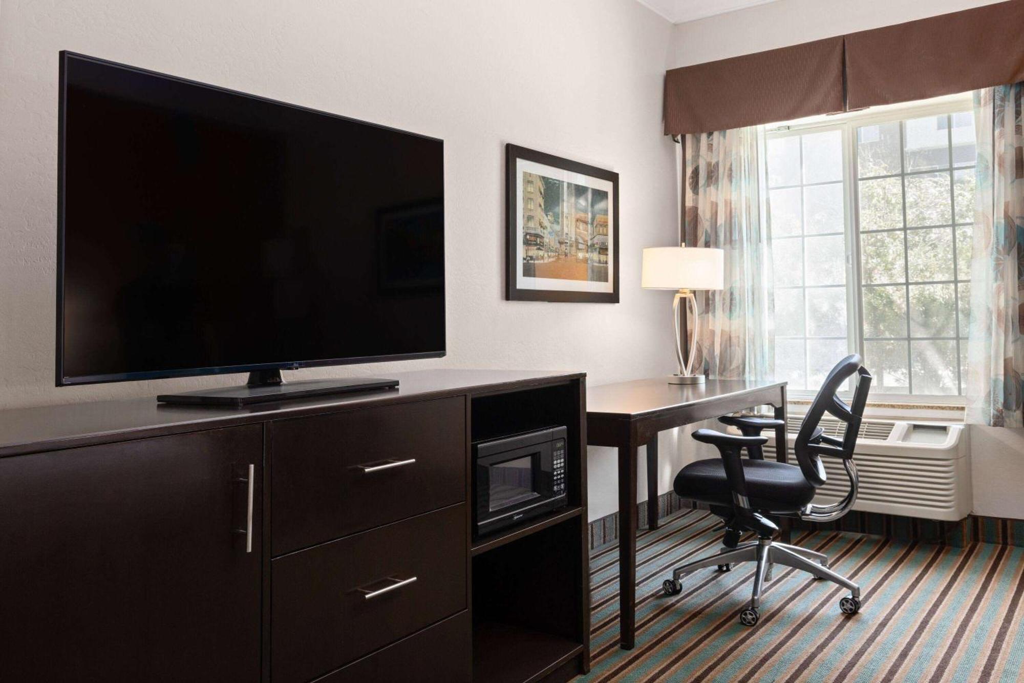 La Quinta By Wyndham Bakersfield North Hotel Ngoại thất bức ảnh