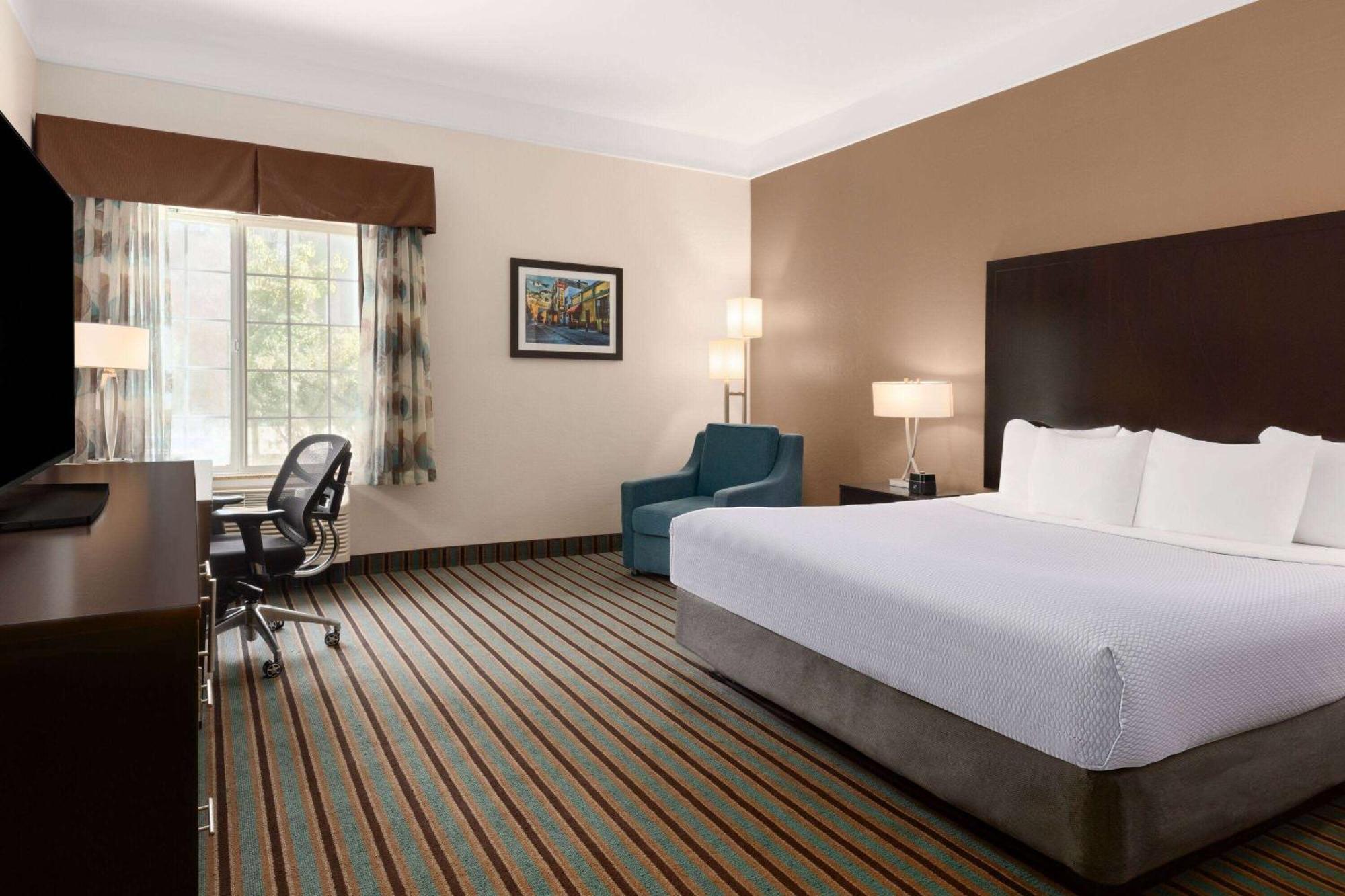 La Quinta By Wyndham Bakersfield North Hotel Ngoại thất bức ảnh